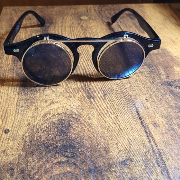 Accessories - Steampunk Sunglass Goggles with Gold Trim for Men & Women
